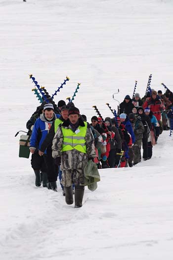 Чемпионат НСО по ловле на мормышку со льда 2013