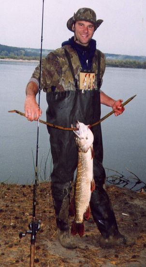 щука 8 кг. Обь 2004г.