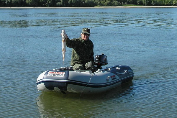 А. Н. (якут) на подходе к лагерю 19-20 авг 2006 г.