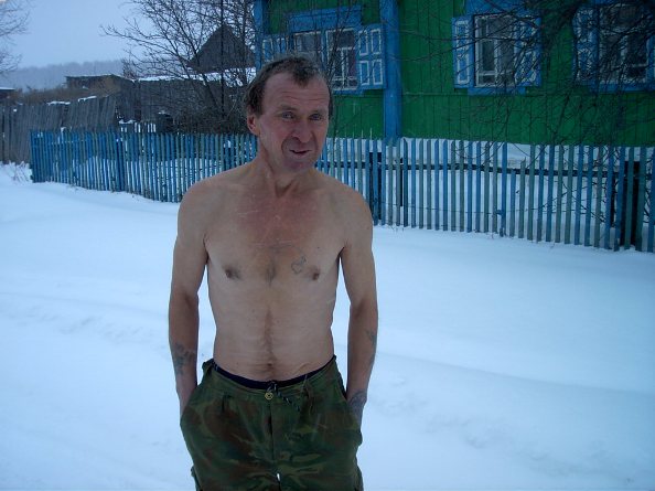 искали пруд в Боровлянке, нашли просто Генку, местный житель............