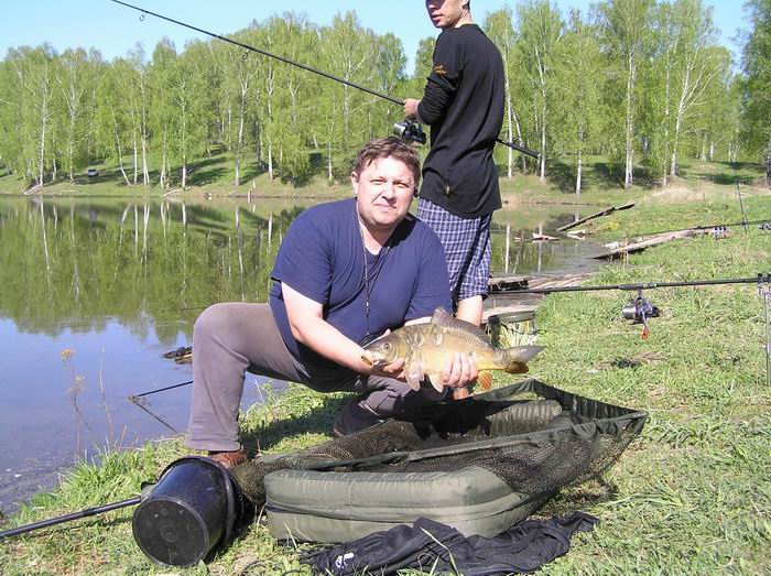 Еще один карпик с Клевого - пойман 18.05.2008
Взвешивать - не взвешивали, но, по ощущению, около 2 кг