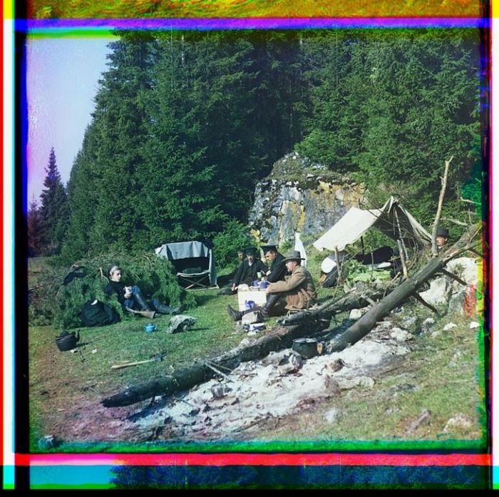 фотографии Прокудина–Горского, сделанные им во время путешествий по Российской Империи.
Река Чусовая, 1909г.