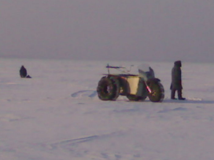 Скучно сегодня на море