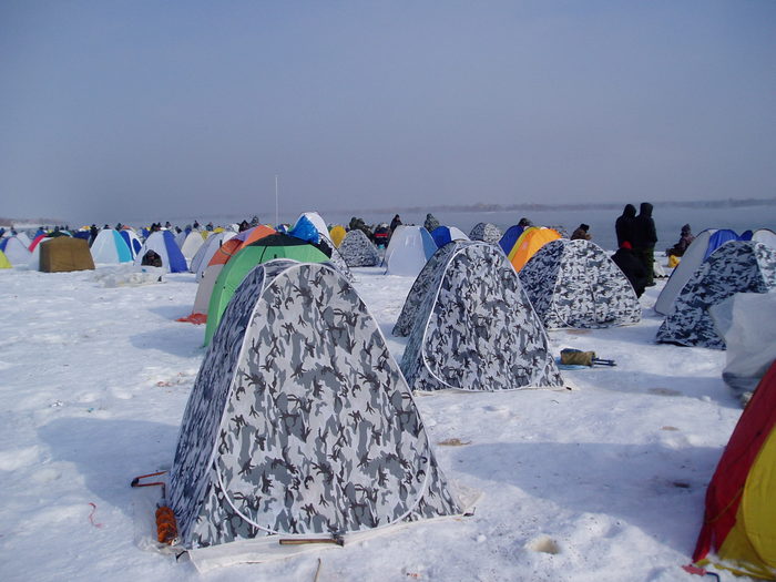 Палаточный городок на Плотине!