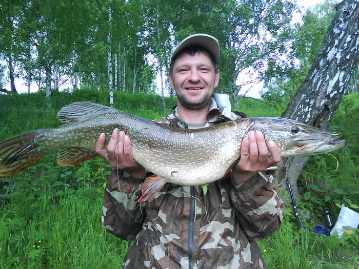 Река Томь 7 кг 94 см июнь месяц