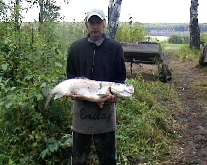 Каргасок.на белый твистер.