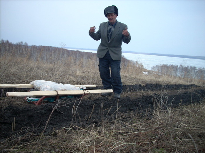 Мой дед придумал новый способ транспортировки рыбы!!!