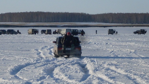 С телом Андрюхи машина хоть медленно, но ехала...