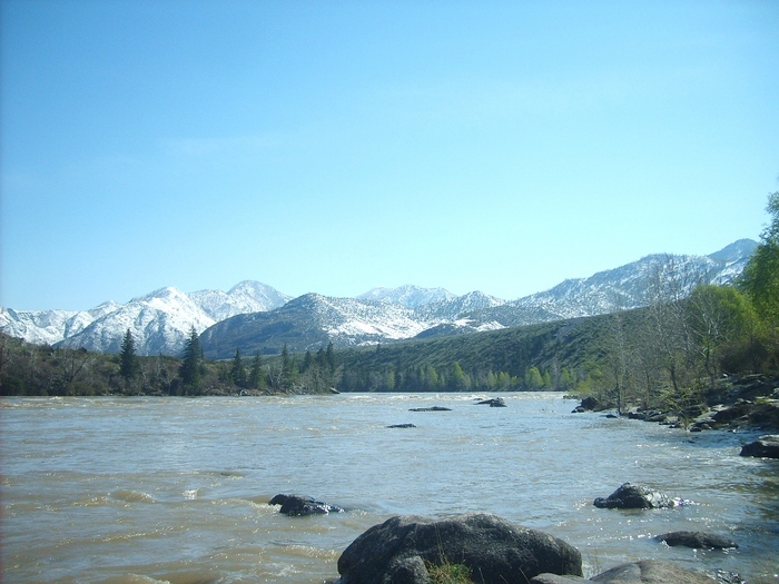 Вода в Катуни прибывает