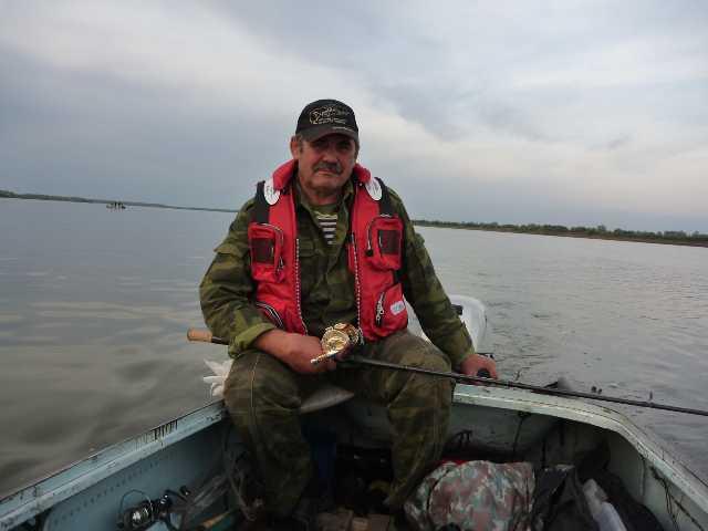 Ловись рыбка.