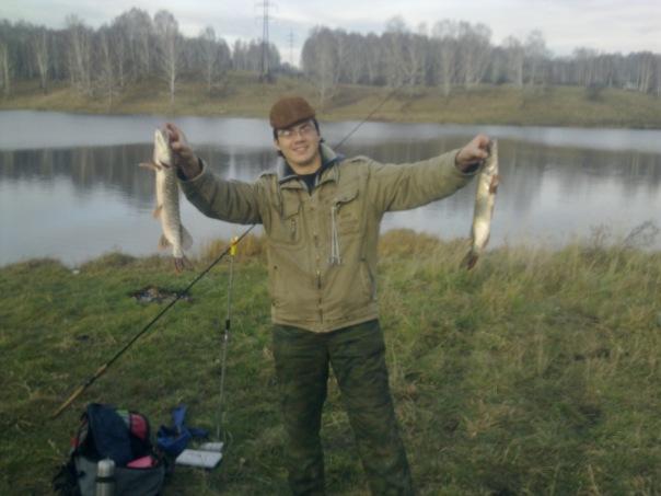 брала только на суспендеры , на паузе в заглот , резкий твич и пауза 3-5 секунд, вот как-то так))