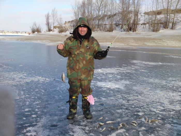 окунь просто пёр, типа жор по перволедью