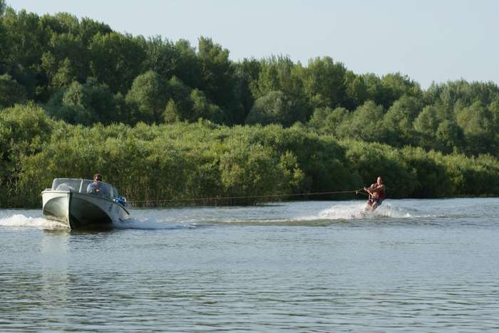 раз есть рыбалка на попер-вот вам на живца