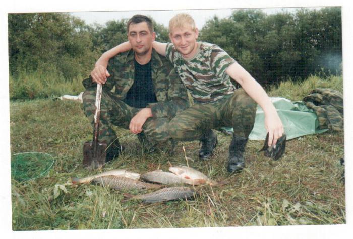 Хорошая рыбка.......проверено в ладошку не влазиет...