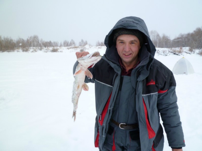 на мормышку  с леской 0,1