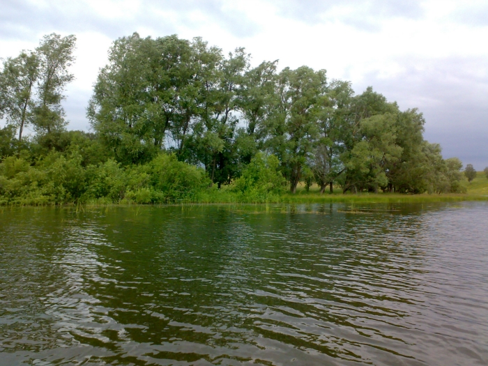 По большой воде.