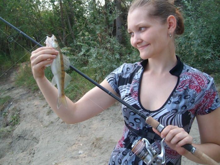 Учимся ловить на отводной :)