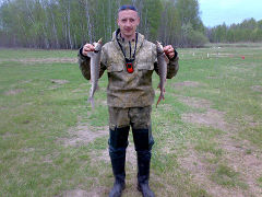 Поймал и в пруд