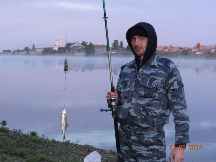 Сорога на опарыша...
