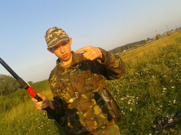Вот кто карасей схомячил!