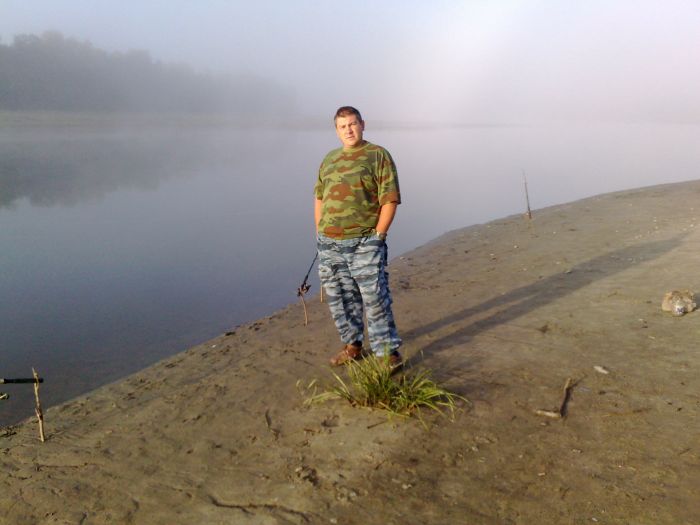 Утро осень, не жарко.