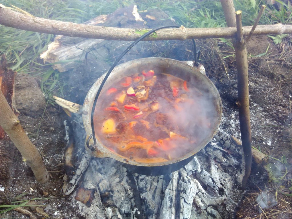 мммм весенняя шурпа на природе