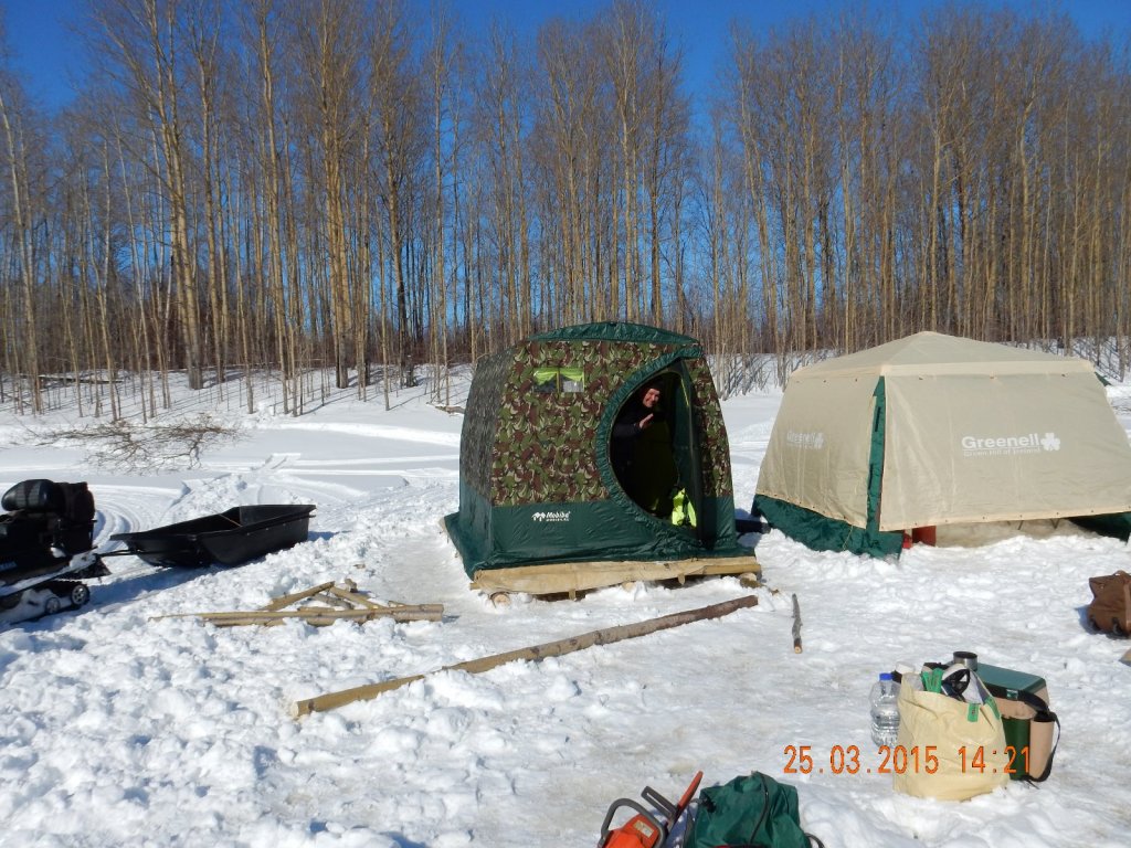 Домик готов,пора на рыбалку.