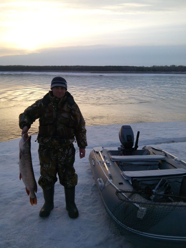 р.Обь. 11.04.2015.