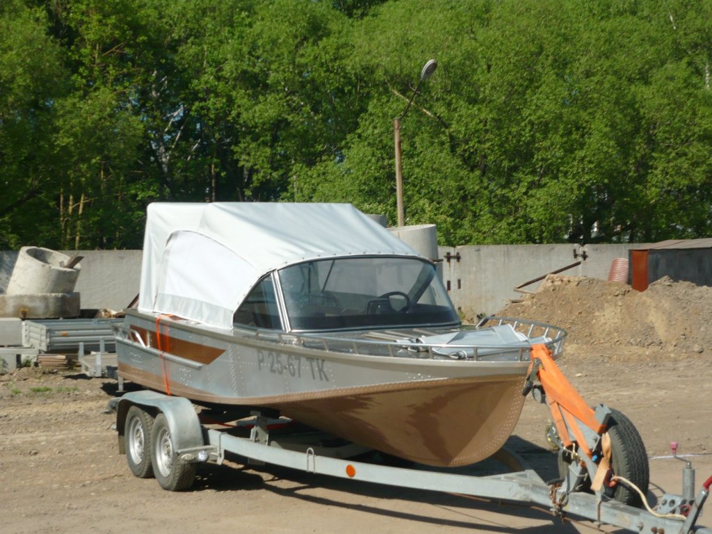 амур
