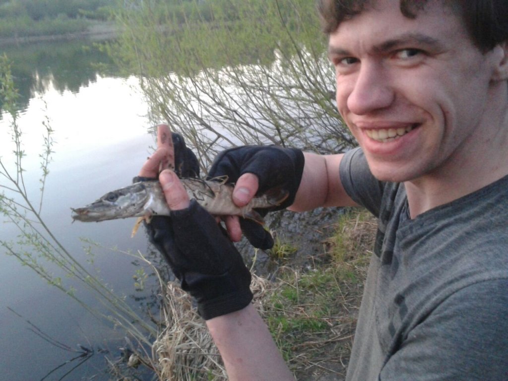 Шнурок на мормышку.