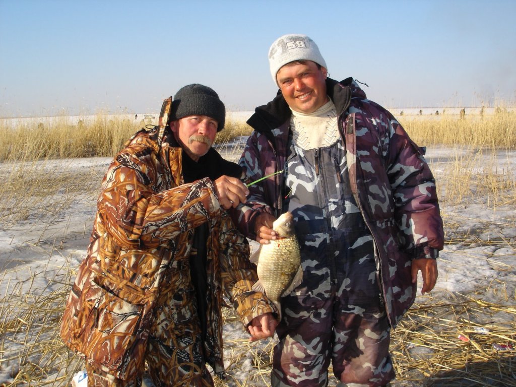 Еле в лунку пролез