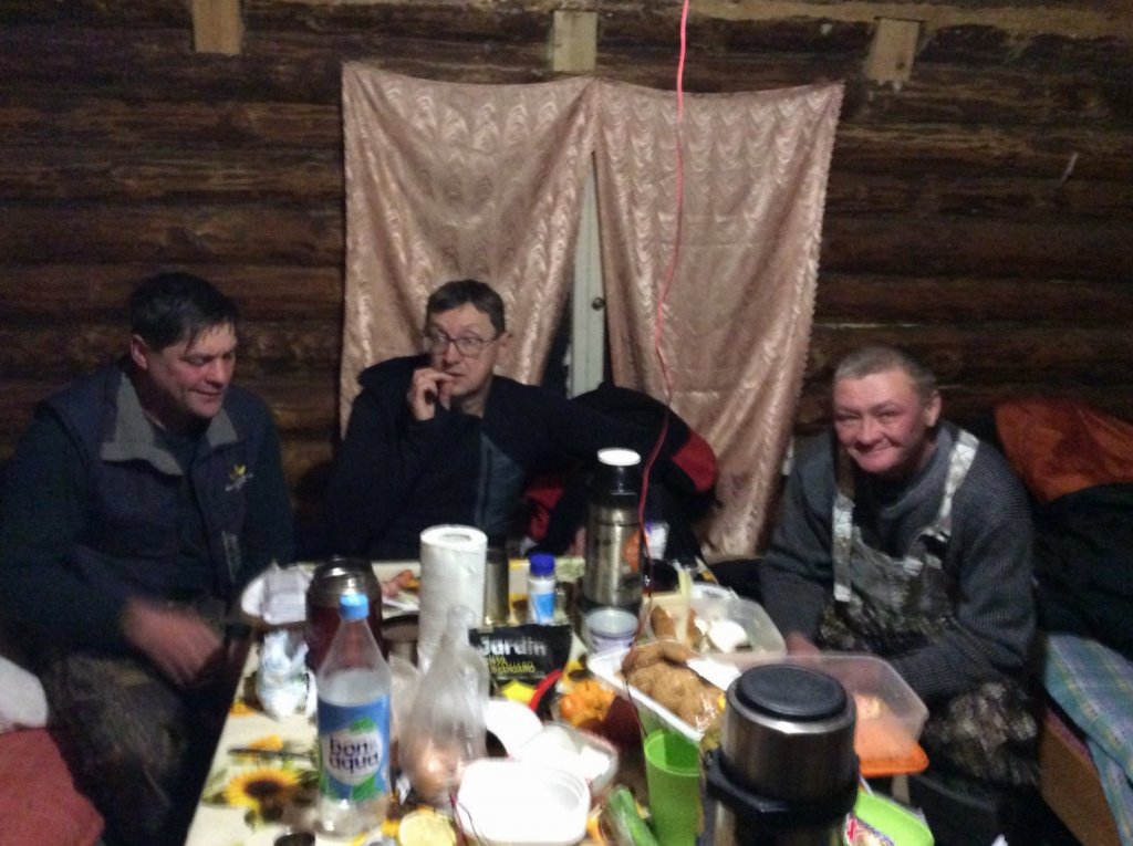 Миру - мир! Доцент и Молоток на ВИП-заимке