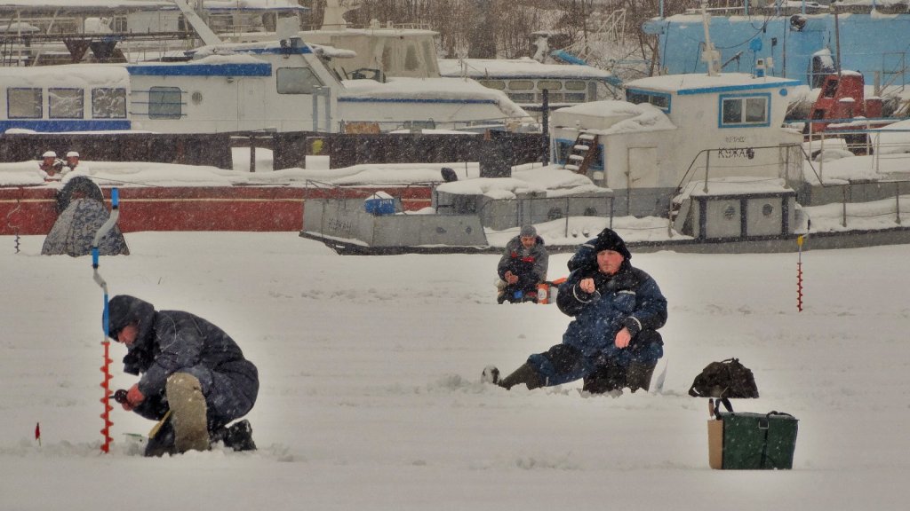 Открытые соревнования г. Новосибирск по ловле на мормышку, так сказать краткий фотоотчет.