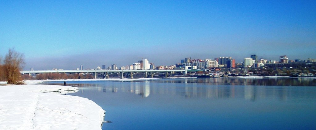 Петляет и тает серебром тропа спиннингиста.