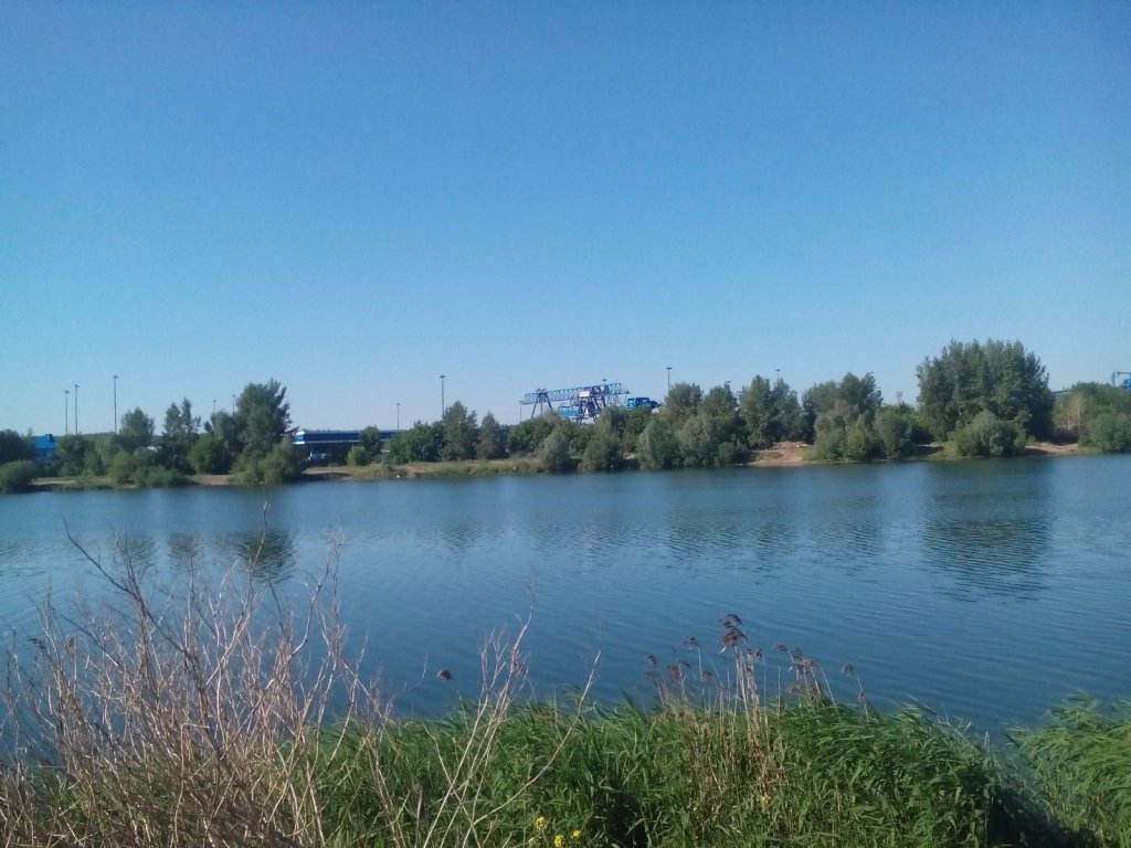 Утро на озере Ю/З жилмассива.