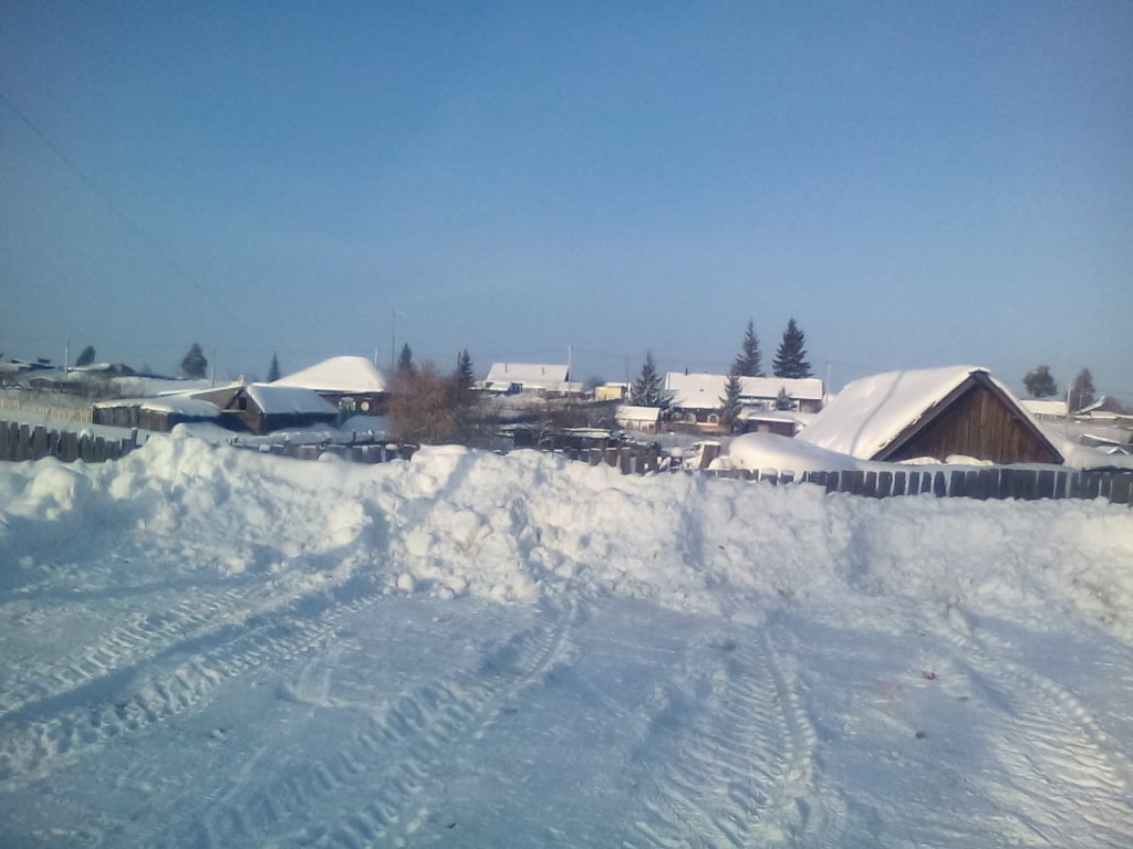 В Лесниковском,готовят паркинг для иногородних рыбаков.