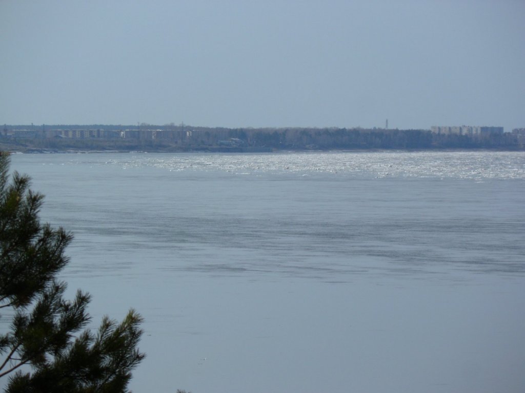 Ледоход на Енисее, пошла Ангара