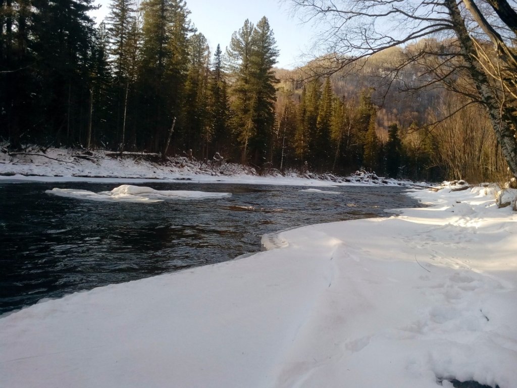 Красавица река
