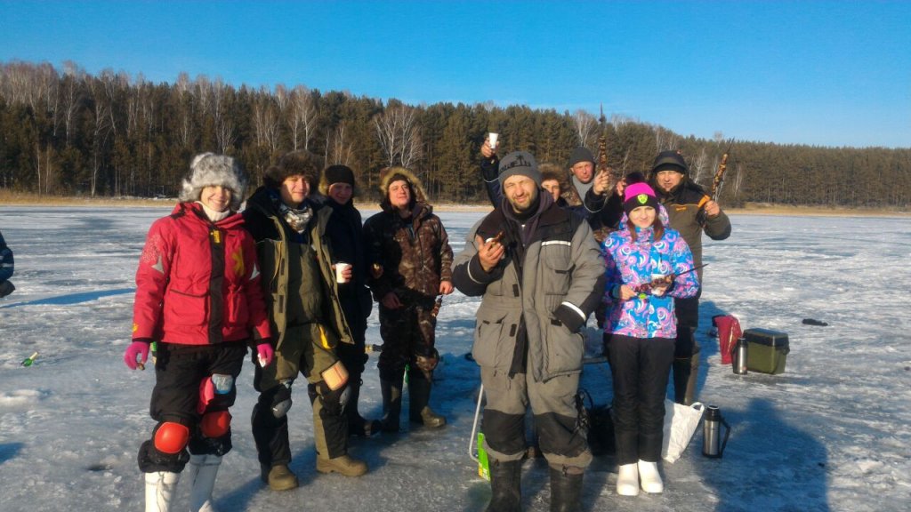 Корпоративчик на льду в Шарапе.