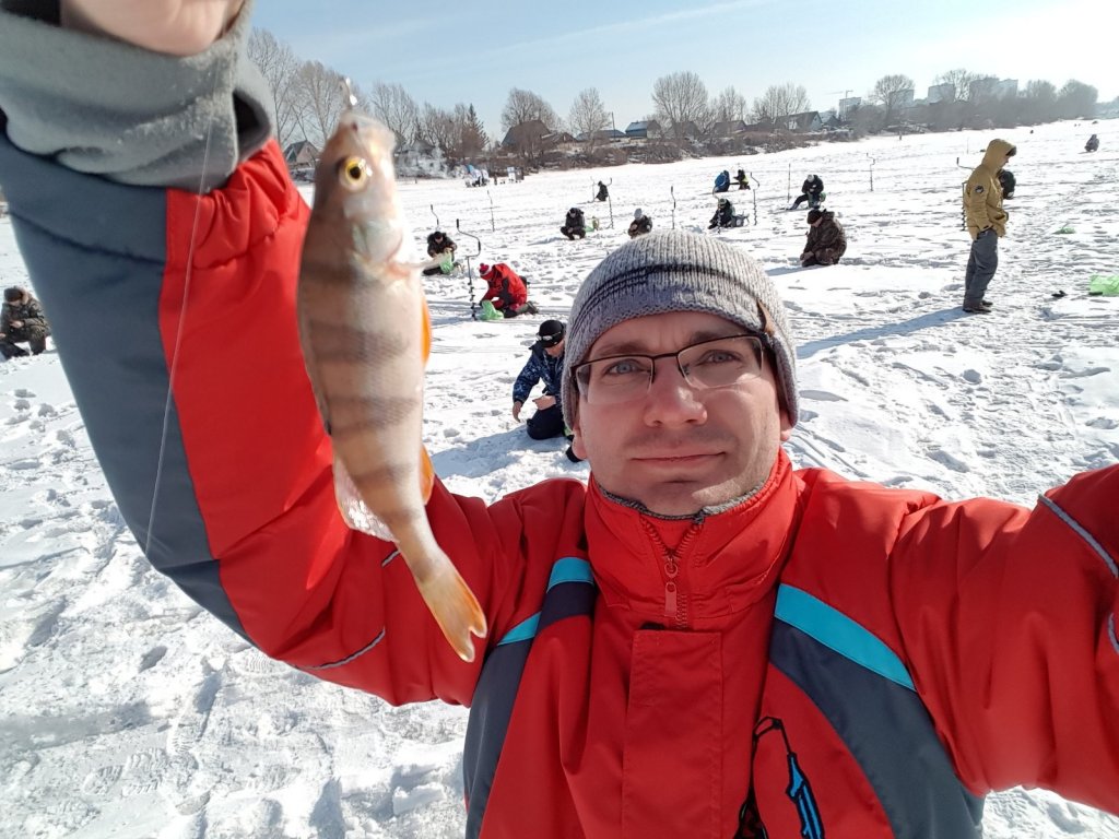 Поймал даже я )