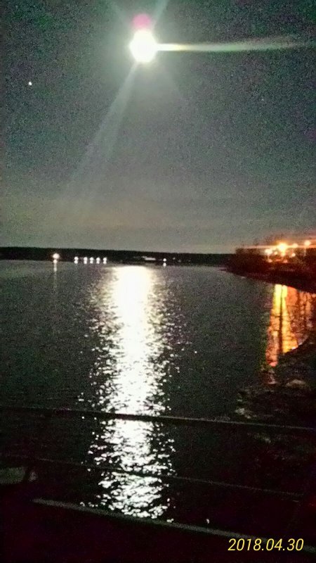 Реальное полнолуние при нулевом ветре
