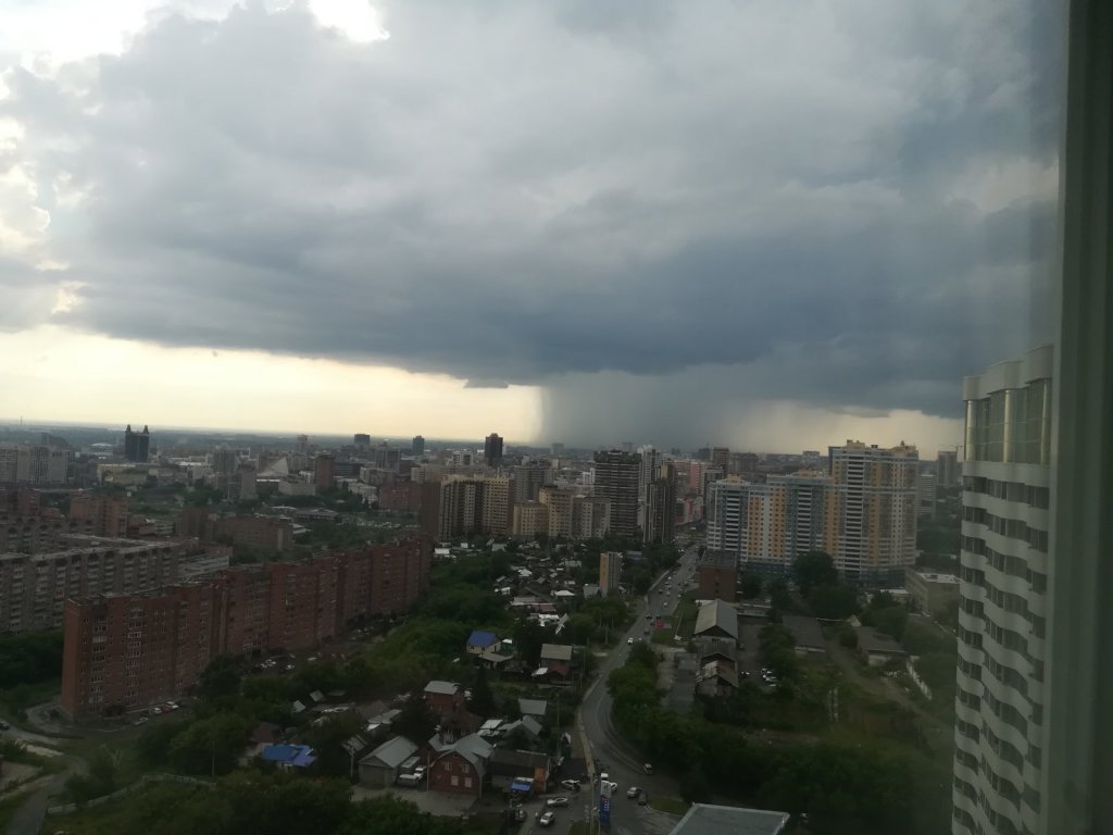 Дождевой гриб над Новосибирском.