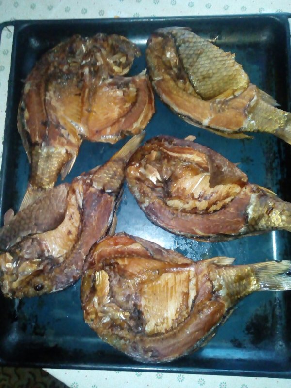 Карась копчёный.
