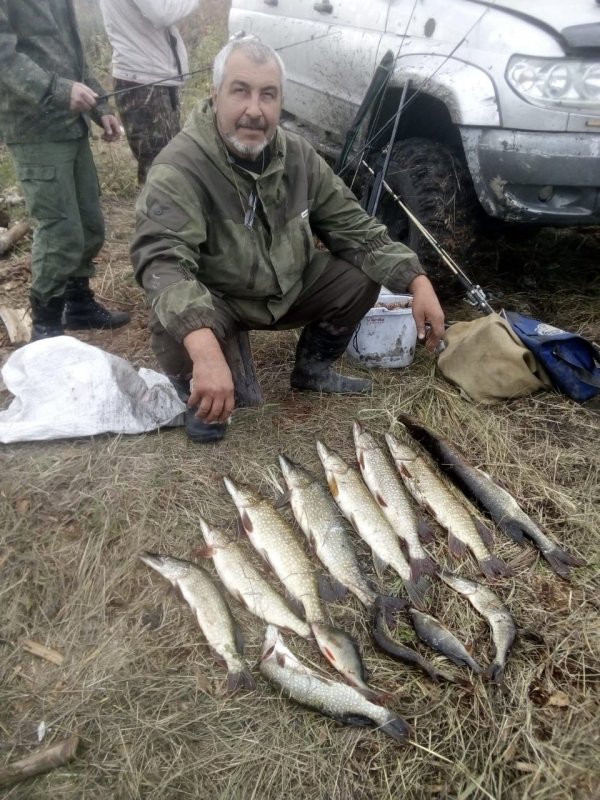 Маленько поймал