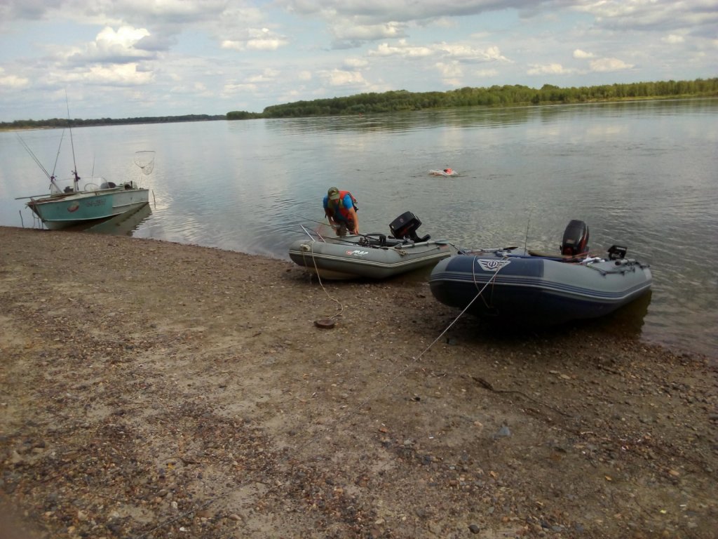 Наш флот на приколе.