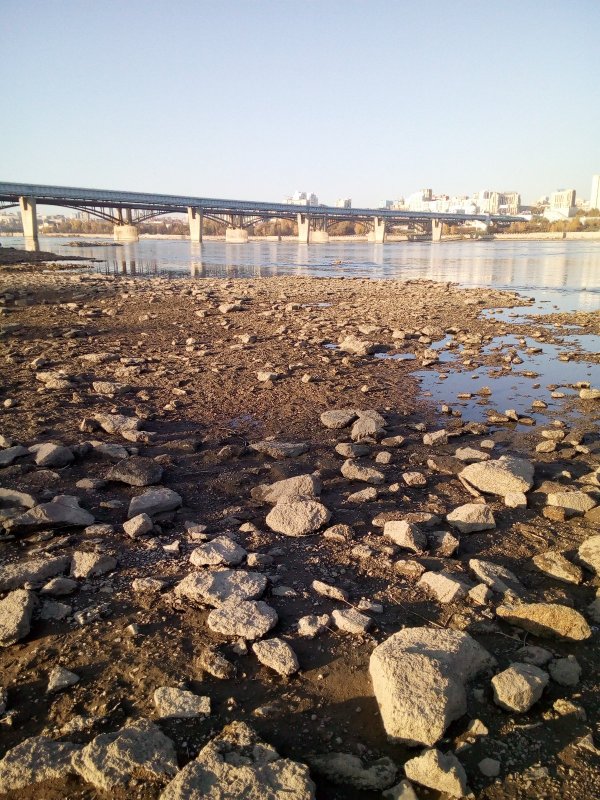 Река Обь, водичка ушла.