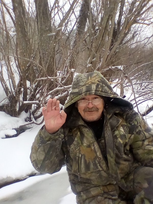 Зимой и летом одним цветом. (товарищ "без ника" Анатолий)