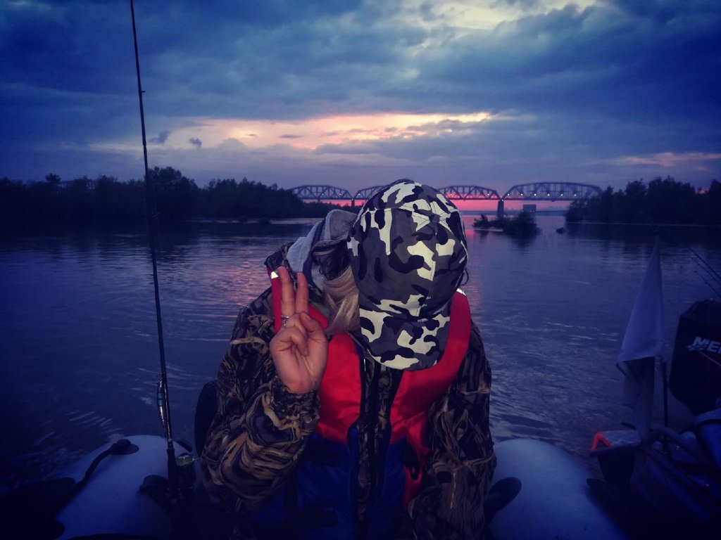 ✌️