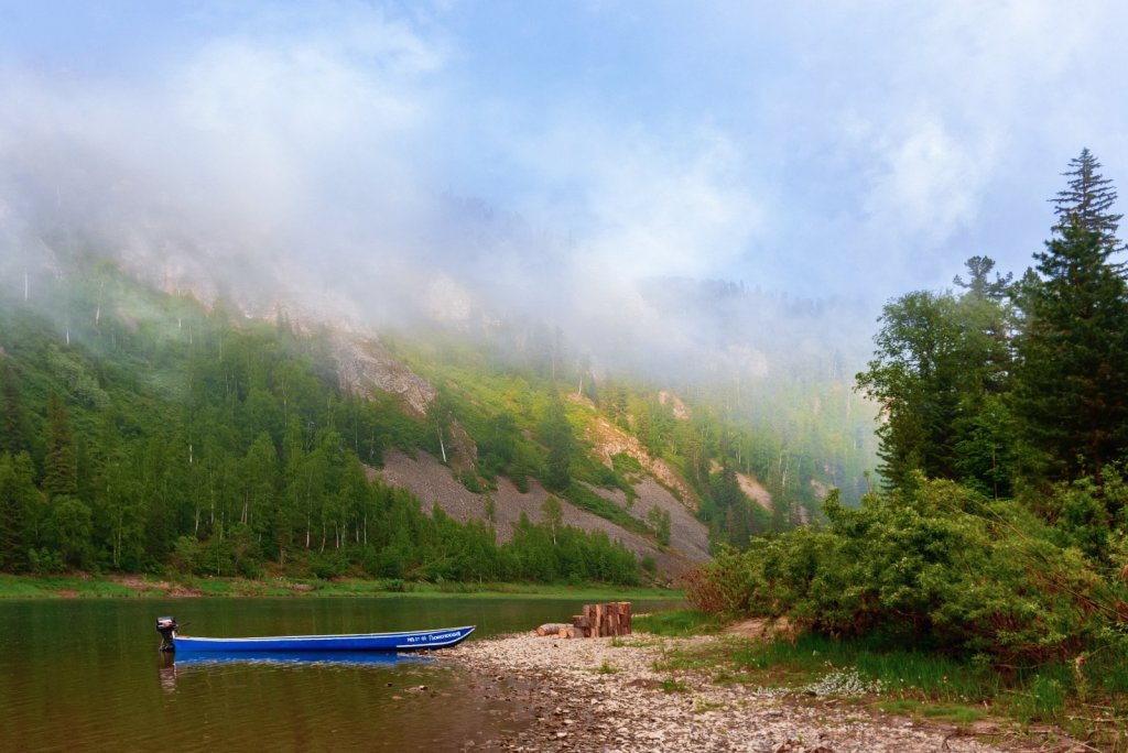 Утро на реке