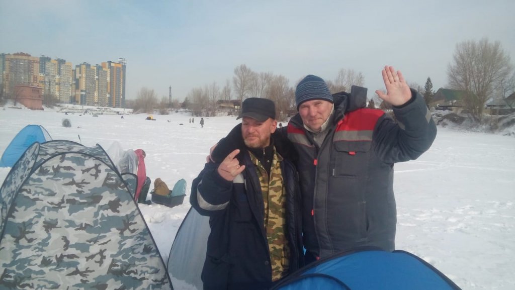Затон.Клёва особо не видать,но какая вокруг благодать.